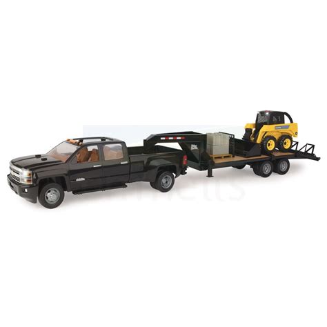 1 16 chevrolet 3500 construction set with skid steer 46482|1:16 Big Farm Chevrolet 3500 with Skid Steer and Accessories.